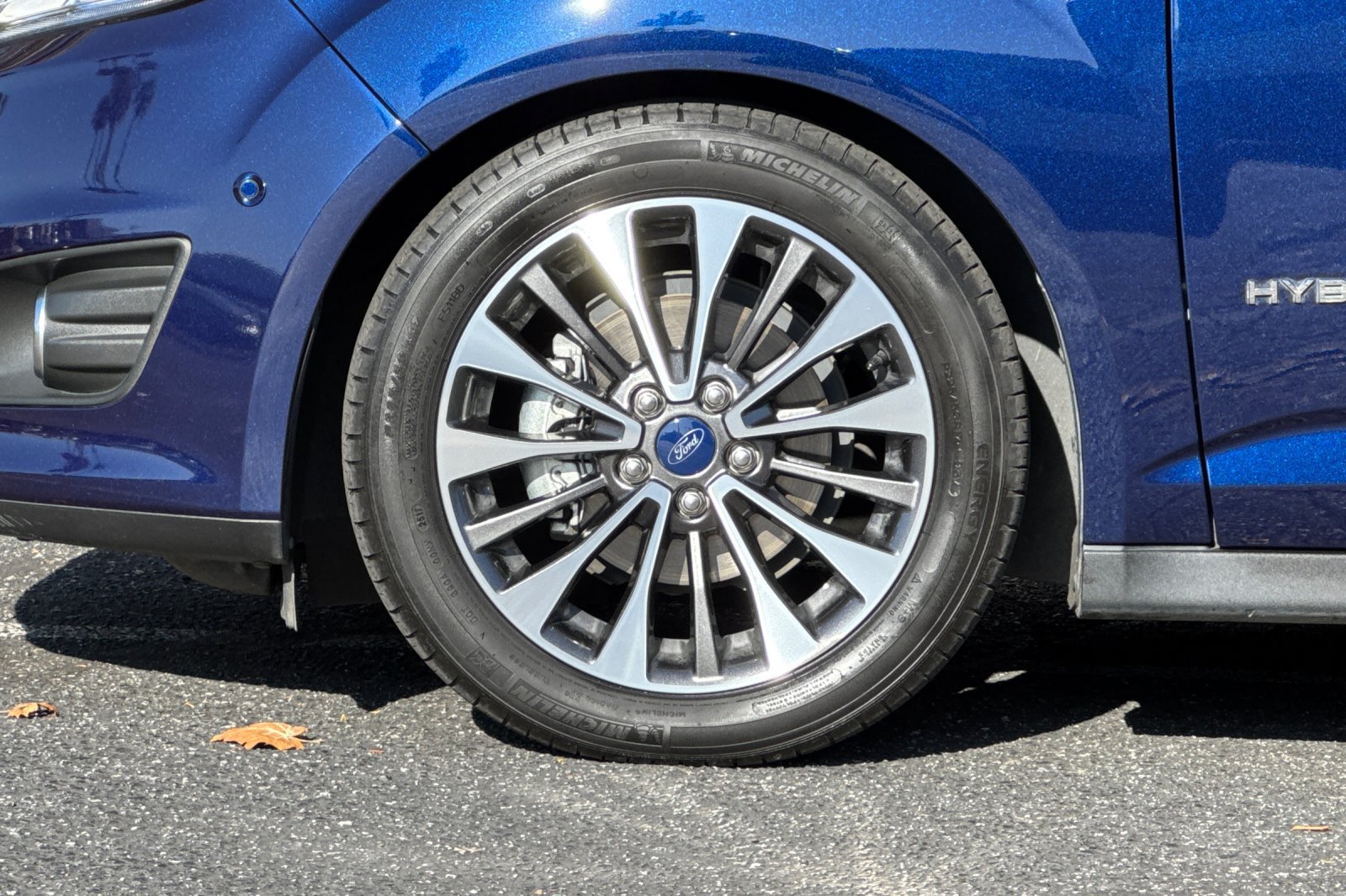 Certified 2017 Ford C-MAX Titanium w/ Equipment Group 301A FWD image 28