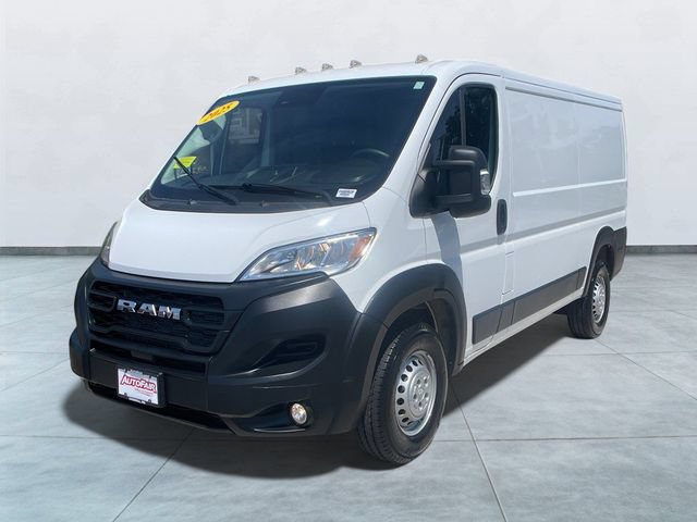 Used 2025 RAM ProMaster 2500 w/ Convenience Group FWD image 3