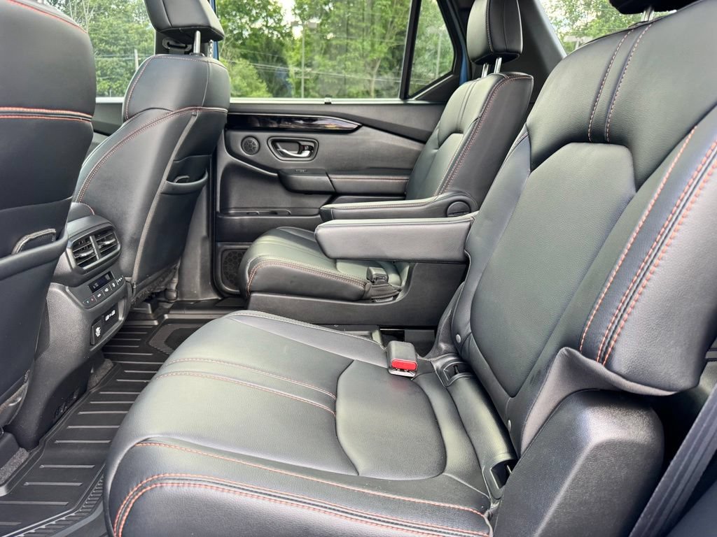 Used 2023 Honda Pilot TrailSport image 24