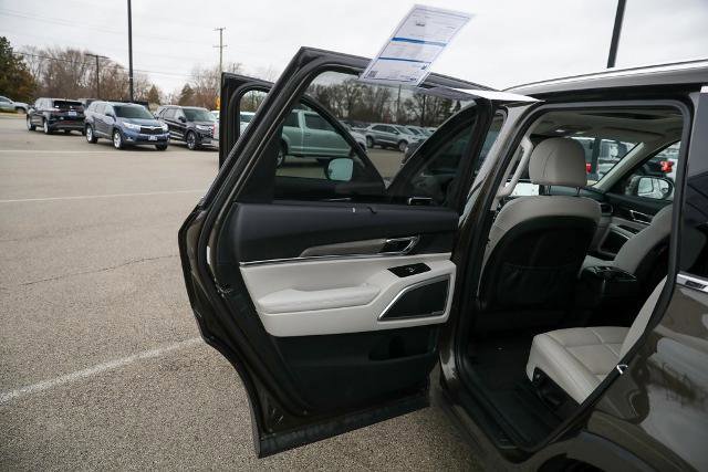 Used 2022 Kia Telluride EX w/ EX Premium Package image 24