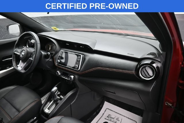 Used 2020 Nissan Kicks SR w/ SR Premium Package FWD image 9