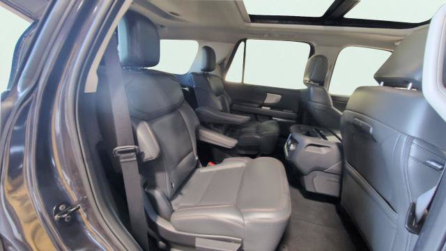 Certified 2025 Ford Expedition Active AWD/4WD image 15
