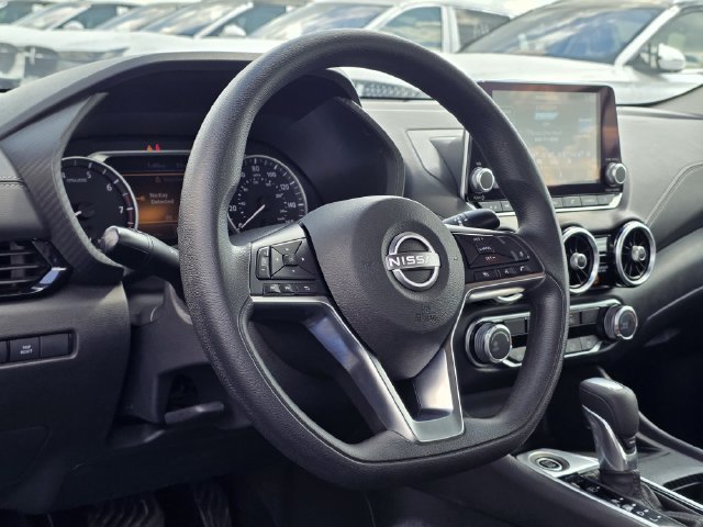 Used 2024 Nissan Sentra SV FWD image 23