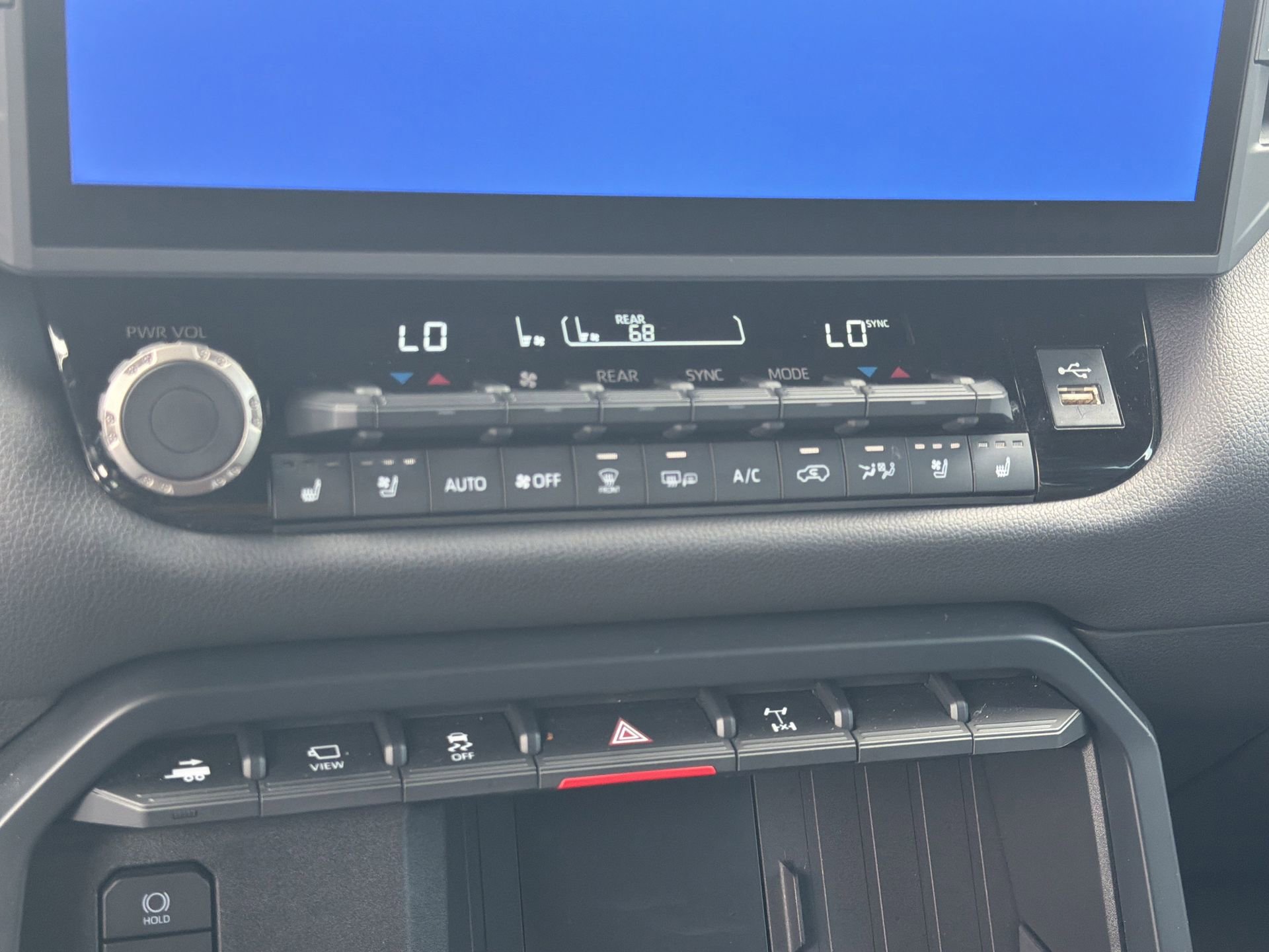 Used 2025 Toyota Sequoia TRD Pro AWD/4WD image 9