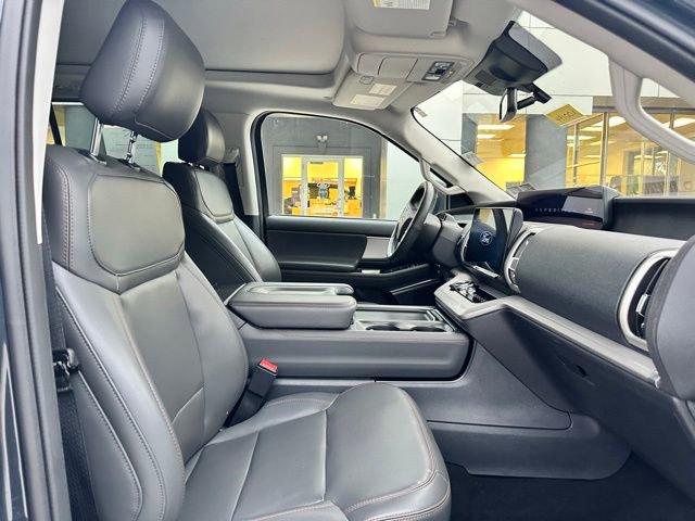 Certified 2025 Ford Expedition Active AWD/4WD image 54