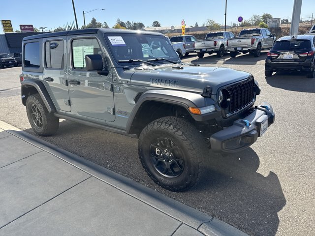 Used 2024 Jeep Wrangler Unlimited AWD/4WD image 7