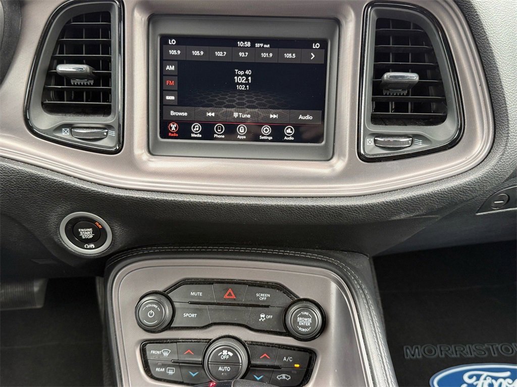 Used 2023 Dodge Challenger SXT image 20