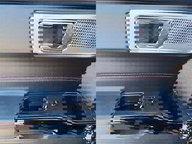 Certified 2022 Ford Explorer ST-Line w/ Class IV Trailer Tow Package image 28