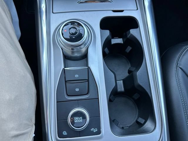 Certified 2023 Ford Explorer XLT w/ Equipment Group 202A AWD/4WD image 84