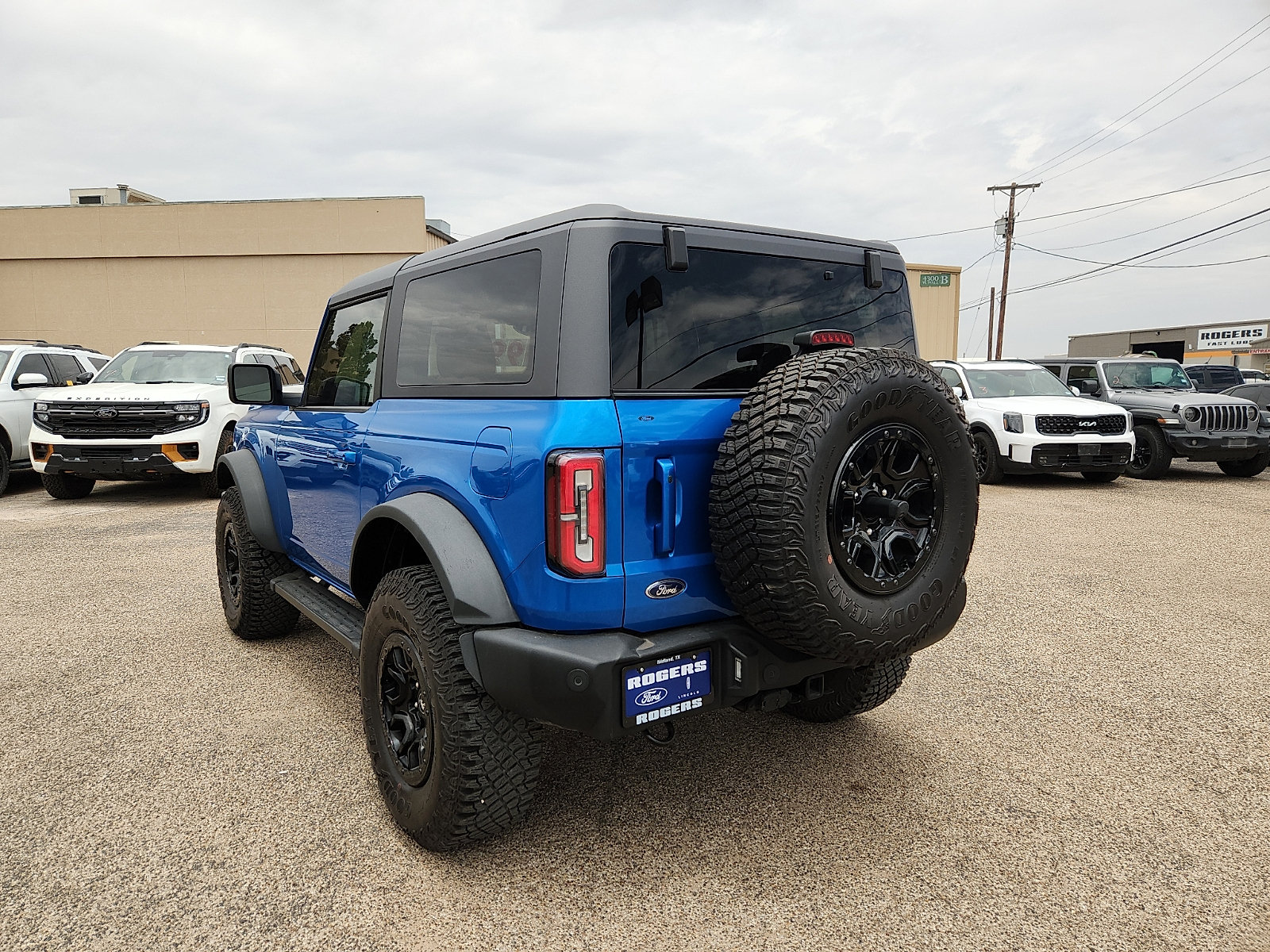 Certified 2021 Ford Bronco Wildtrak AWD/4WD image 5