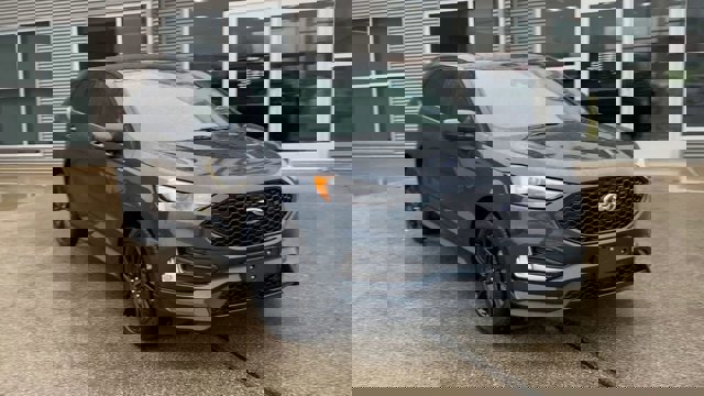 Certified 2024 Ford Edge ST-Line w/ Class II Trailer Tow Package image 4