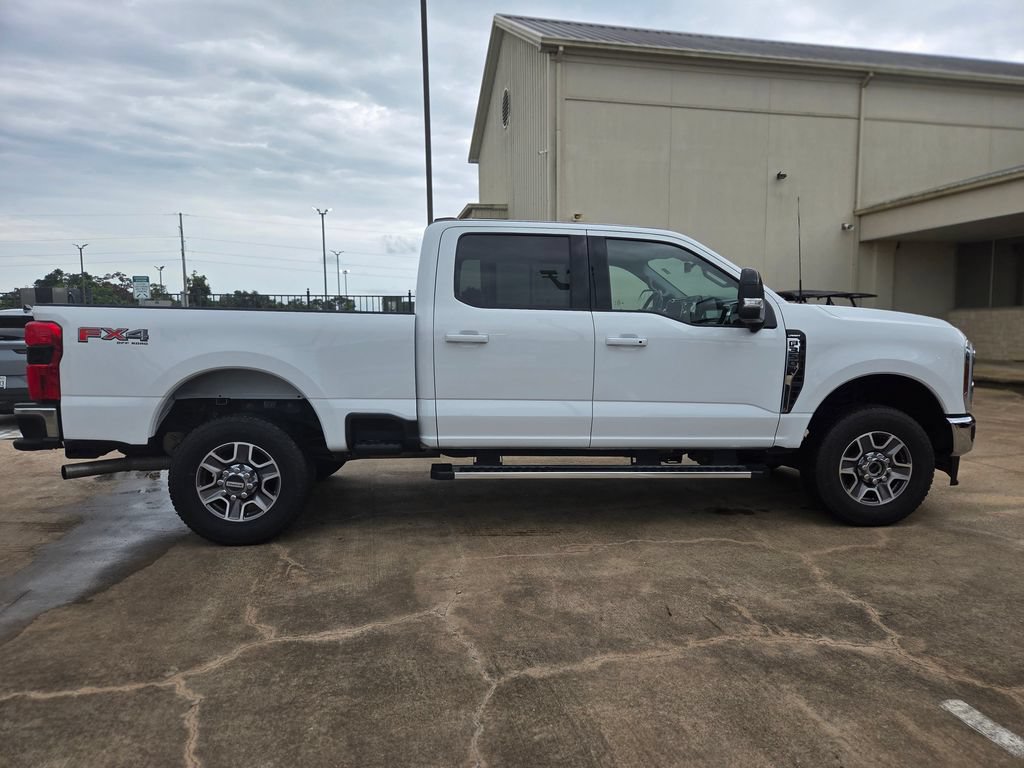 Certified 2025 Ford F350 Lariat w/ FX4 Off-Road Package AWD/4WD image 4