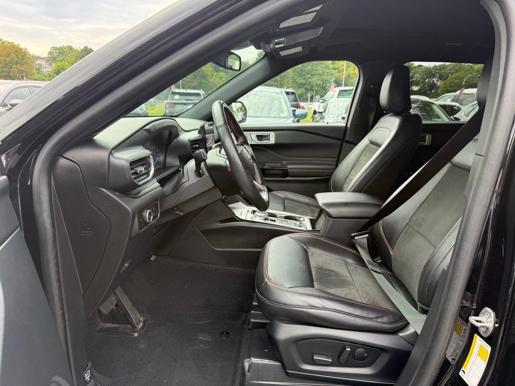 Certified 2023 Ford Explorer ST-Line w/ Class IV Trailer Tow Package AWD/4WD image 23
