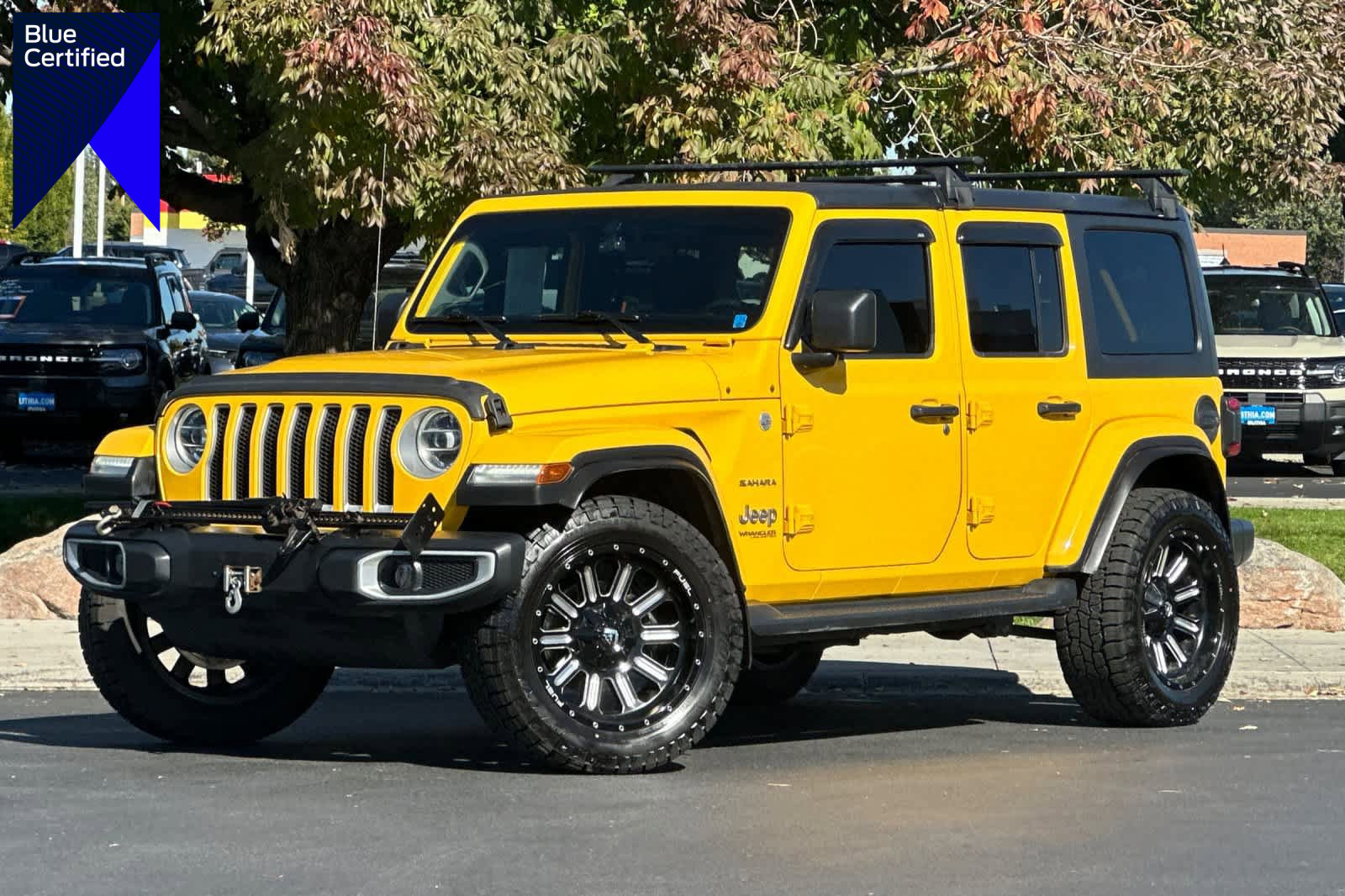 Used 2019 Jeep Wrangler Unlimited Sahara w/ Cold Weather Group