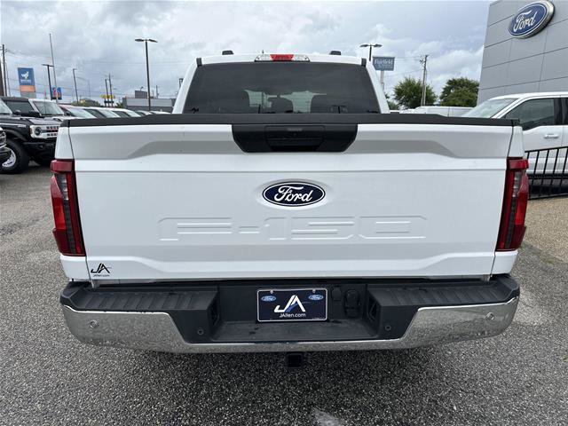 Certified 2025 Ford F150 XLT w/ Equipment Group 301A Standard AWD/4WD image 4