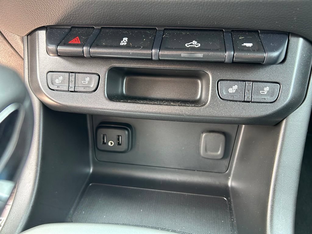 Used 2022 Chevrolet Colorado LT w/ Luxury Package AWD/4WD image 30