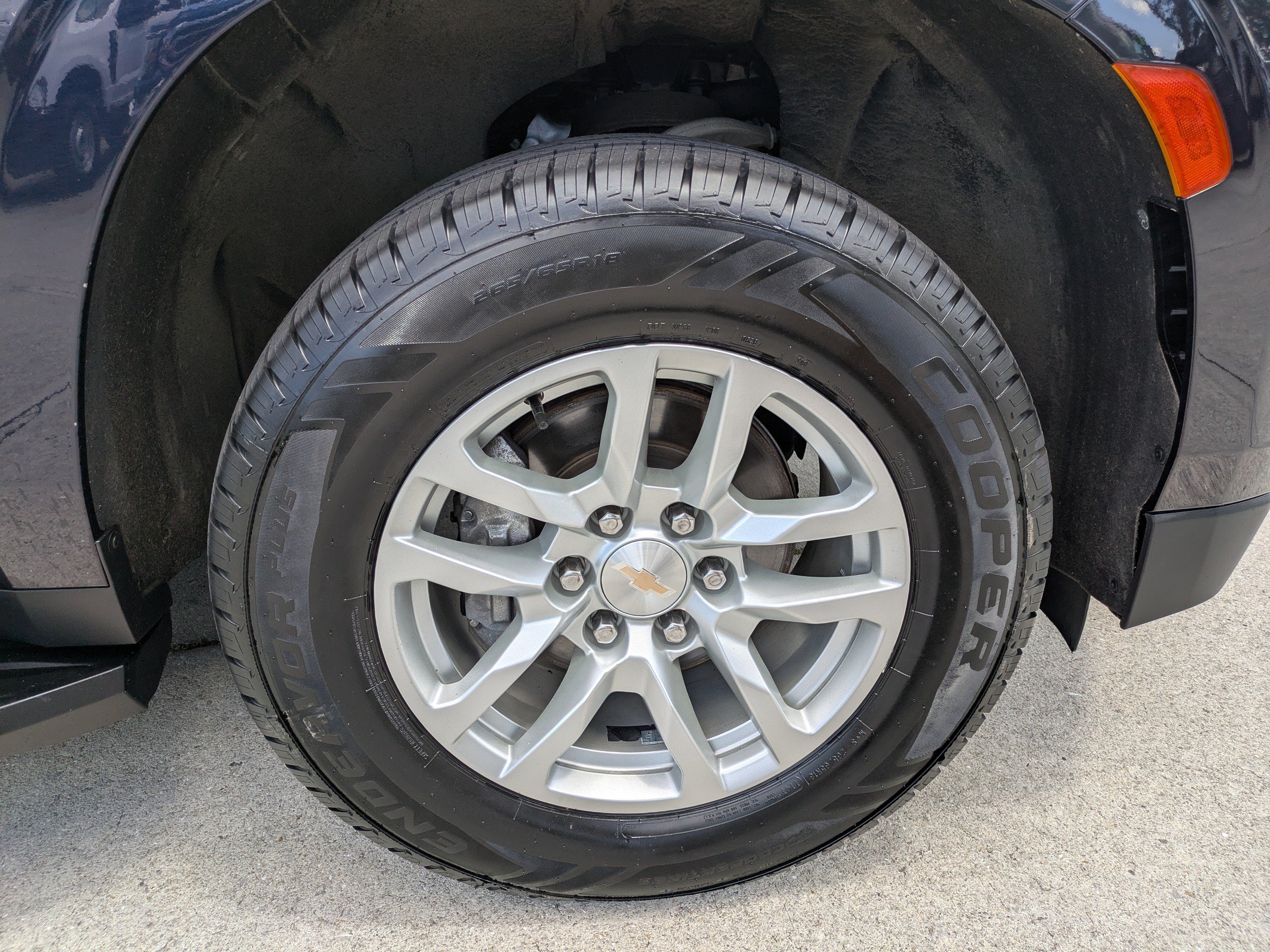 Used 2024 Chevrolet Tahoe LT RWD image 11