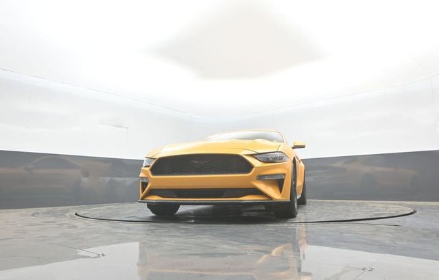 Certified 2022 Ford Mustang Coupe RWD image 32