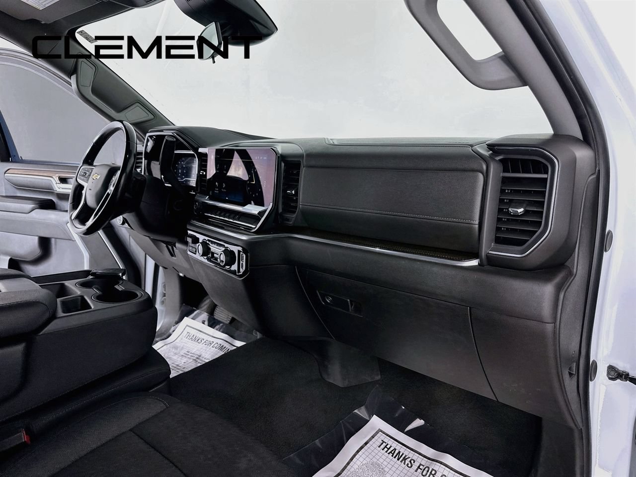 Used 2024 Chevrolet Silverado 3500 LT AWD/4WD image 32