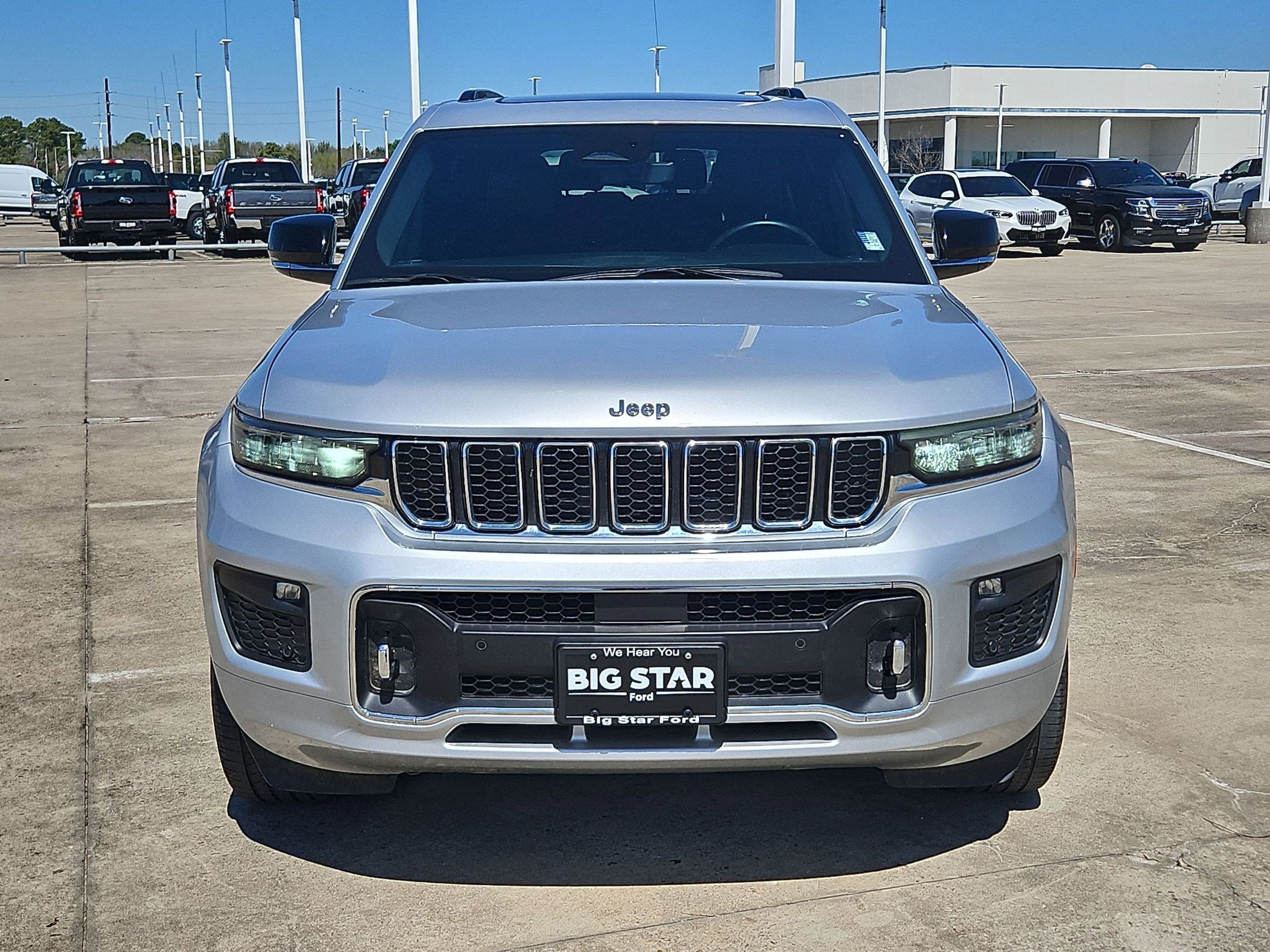 Used 2021 Jeep Grand Cherokee L Overland w/ Luxury Tech Group IV AWD/4WD image 11