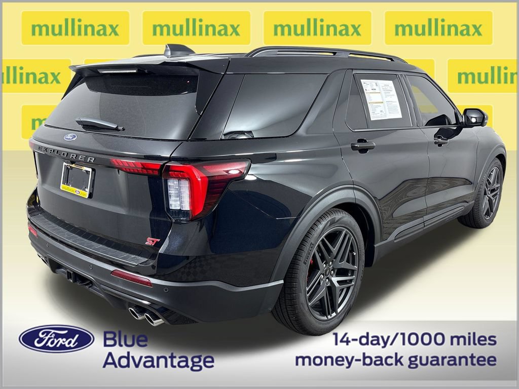 Certified 2025 Ford Explorer ST w/ Sun And Sound Package AWD/4WD image 4