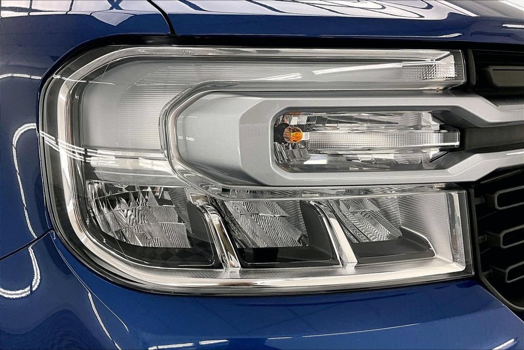 Certified 2024 Ford Maverick Lariat FWD image 30