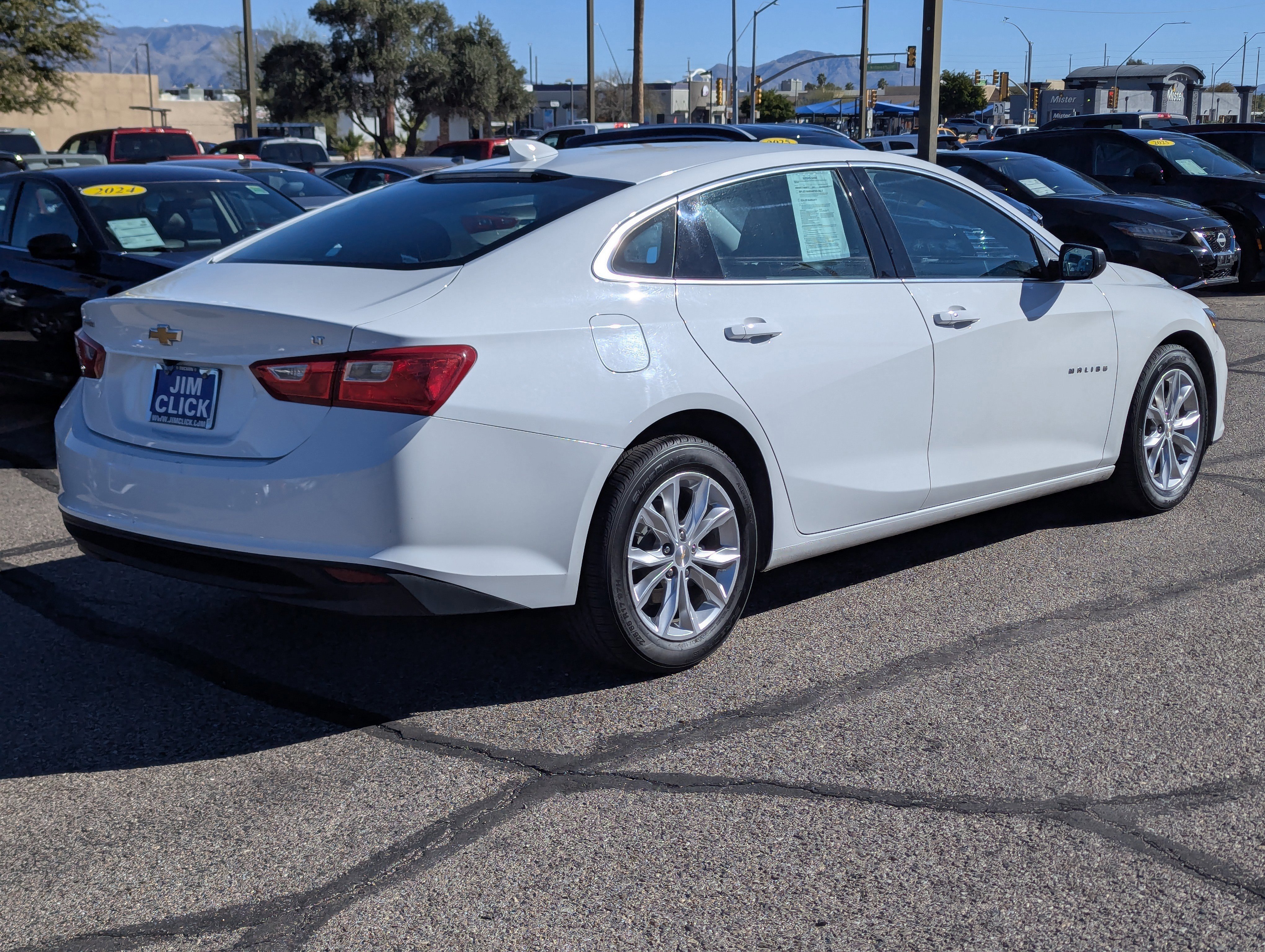 Used 2023 Chevrolet Malibu LT image 4