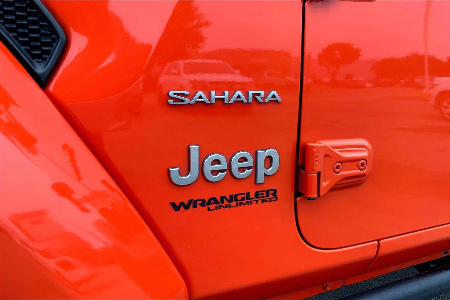 Used 2018 Jeep Wrangler Unlimited Sahara image 26