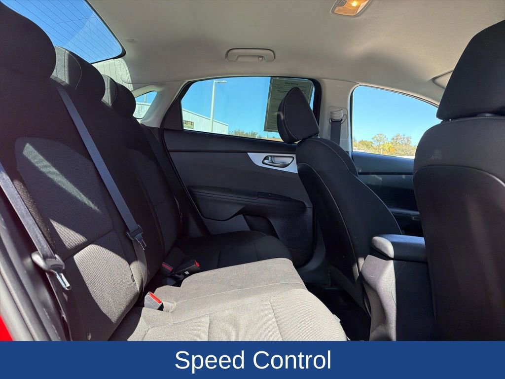 Used 2022 Kia Forte LXS w/ LXS Technology Package image 13