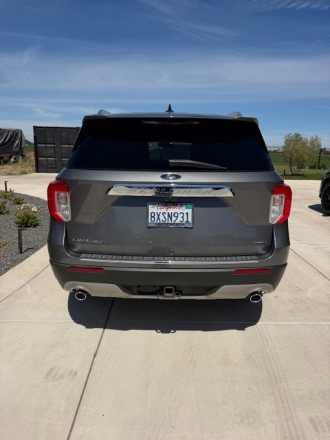 Certified 2021 Ford Explorer Limited w/ Hybrid Equipment Group 310A AWD/4WD image 4