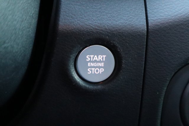 Used 2022 Nissan Frontier Pro-X image 8