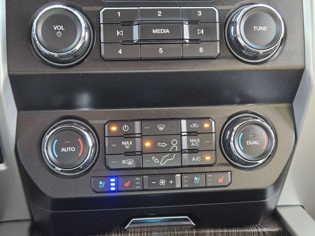 Certified 2020 Ford F250 Lariat w/ Lariat Ultimate Package AWD/4WD image 18