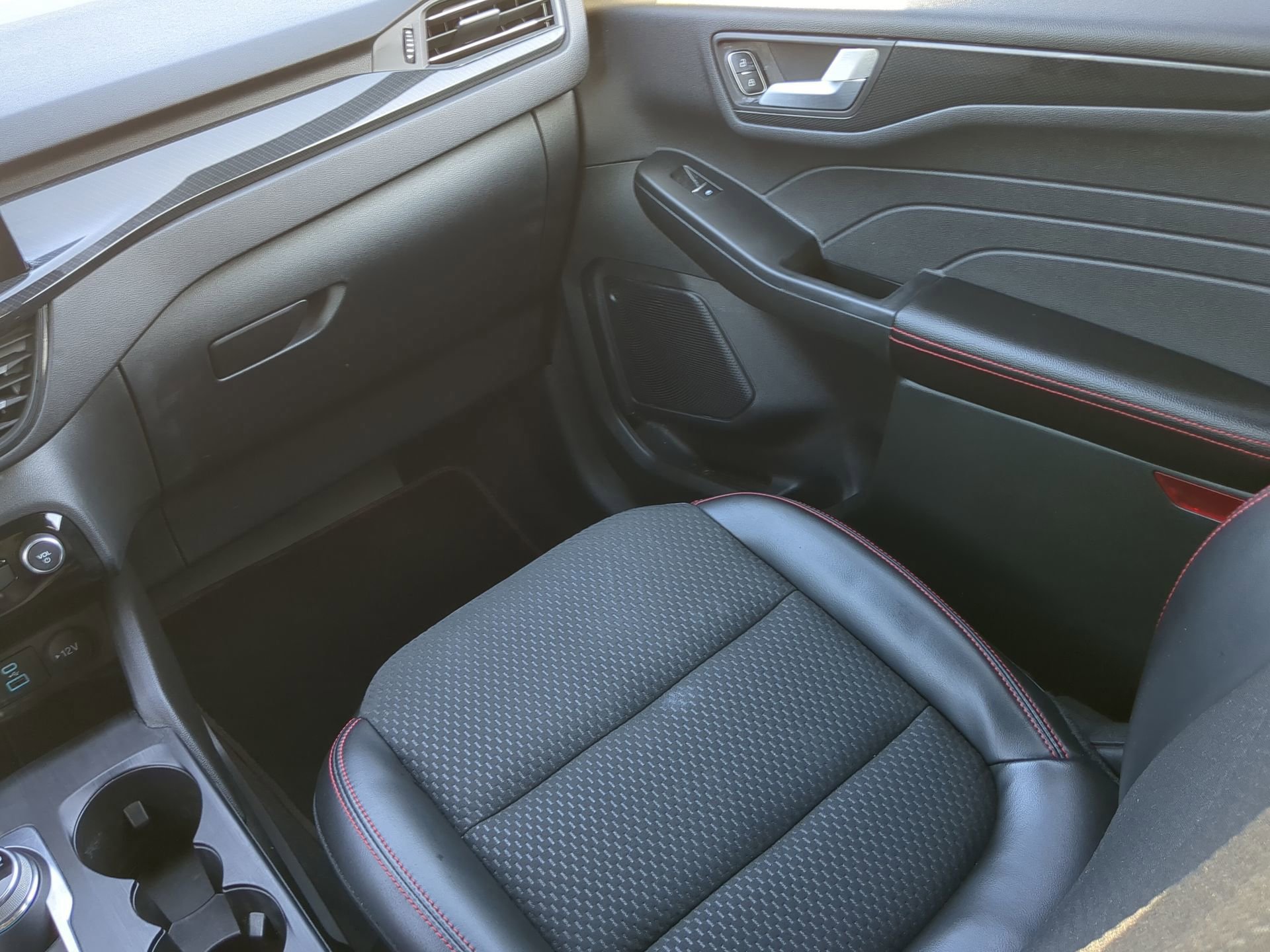 Certified 2023 Ford Escape ST-Line w/ Tech Pack #1 image 53