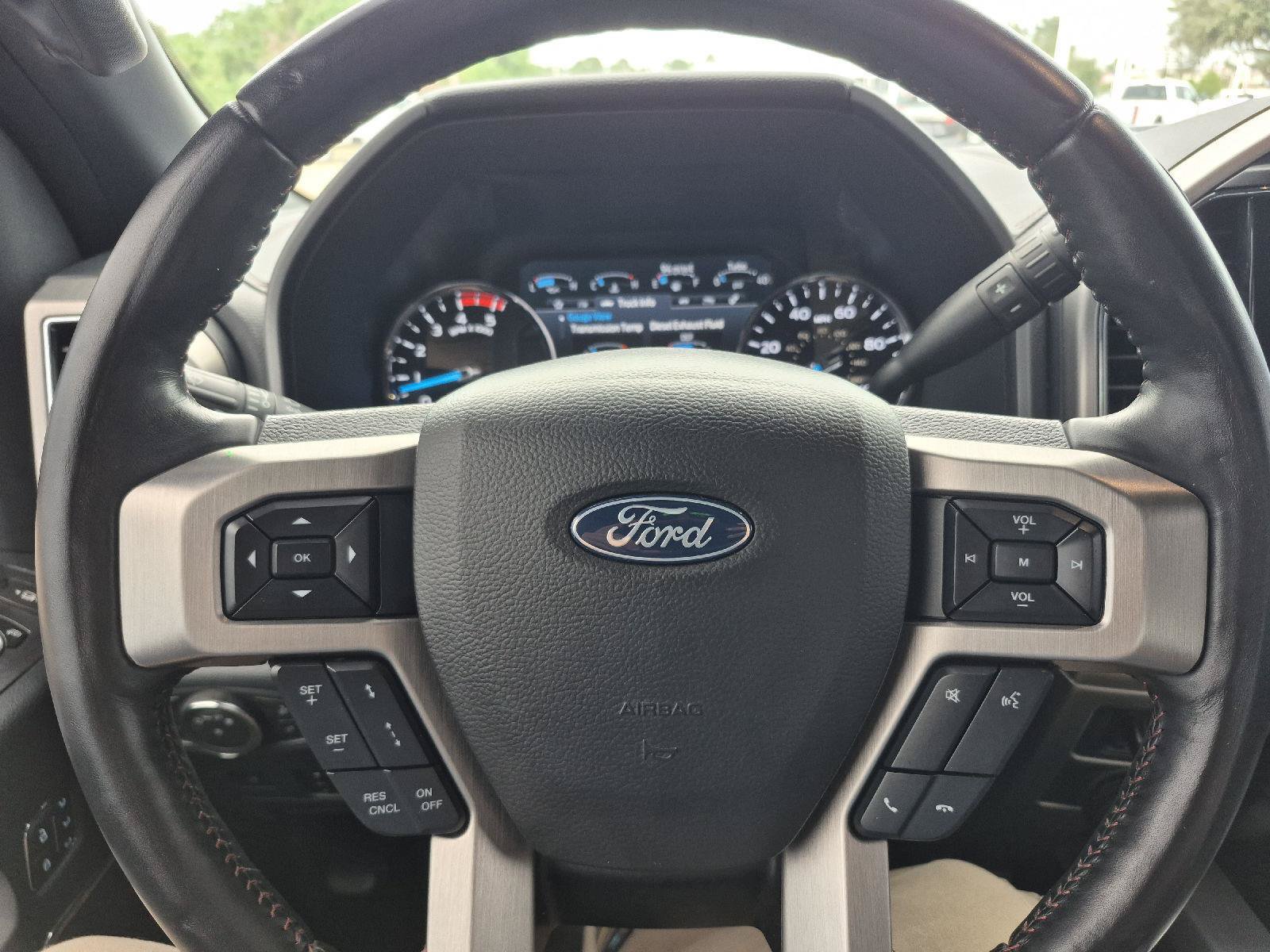 Certified 2022 Ford F450 Platinum w/ FX4 Off-Road Package AWD/4WD image 10