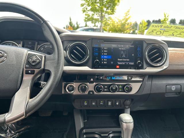 Used 2017 Toyota Tacoma Limited w/ Tow Package AWD/4WD image 25