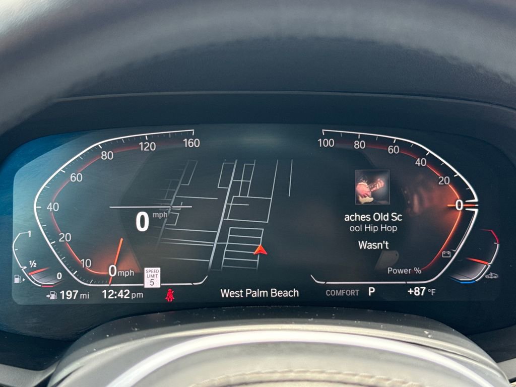 Used 2022 BMW X5 sDrive40i w/ M Sport Package RWD image 18