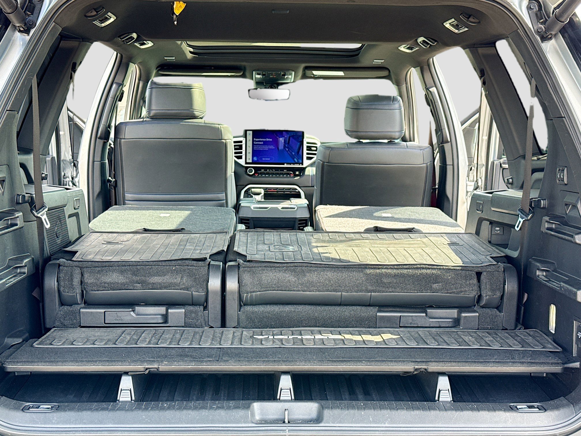 Used 2023 Toyota Sequoia Platinum AWD/4WD image 10