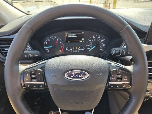 Certified 2022 Ford Escape SE w/ SE Sport Appearance Package image 28