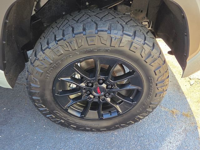 Used 2024 Toyota Tundra SR5 w/ SR5 Convenience Package image 10