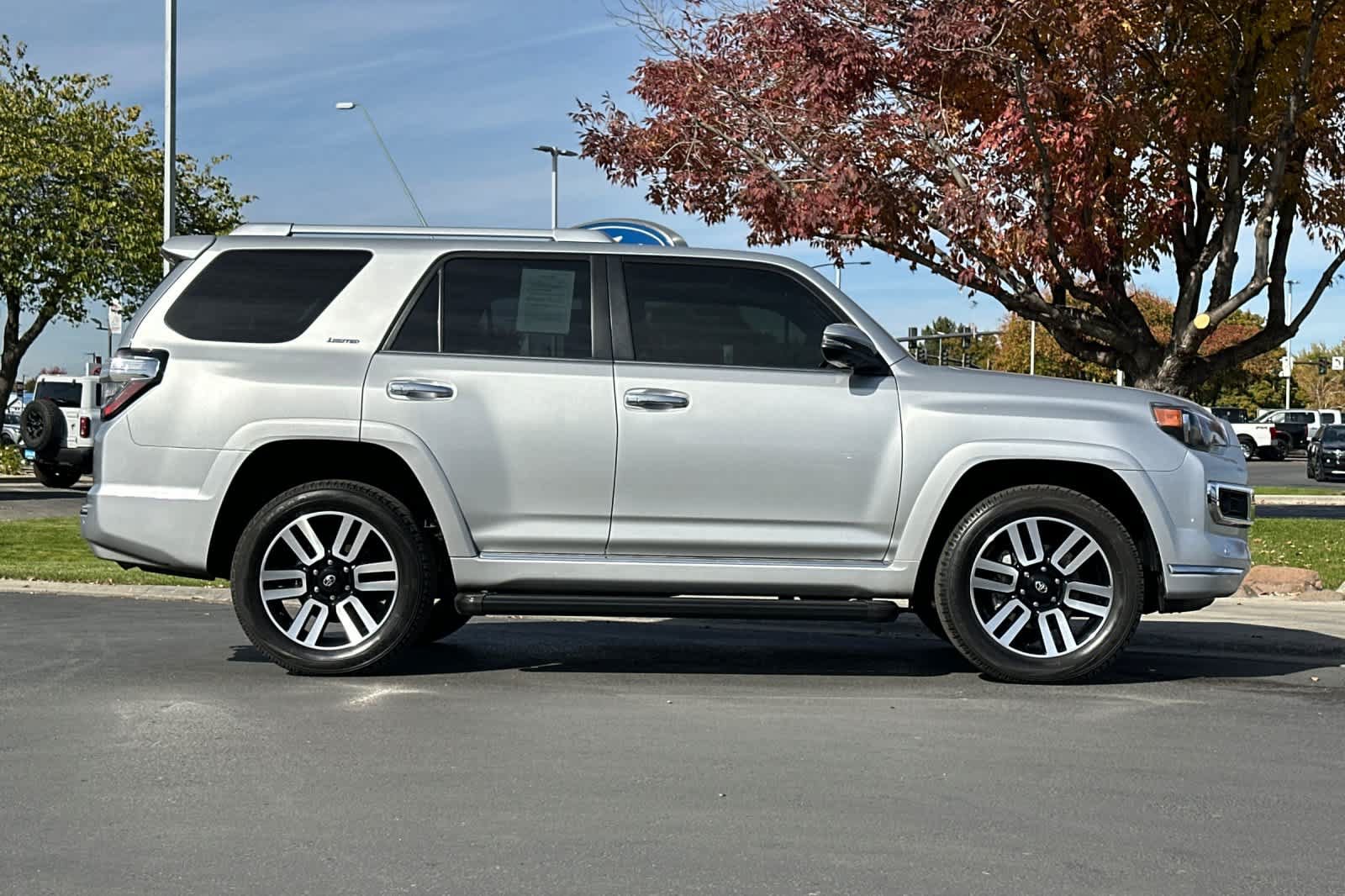 Used 2023 Toyota 4Runner Limited AWD/4WD image 8