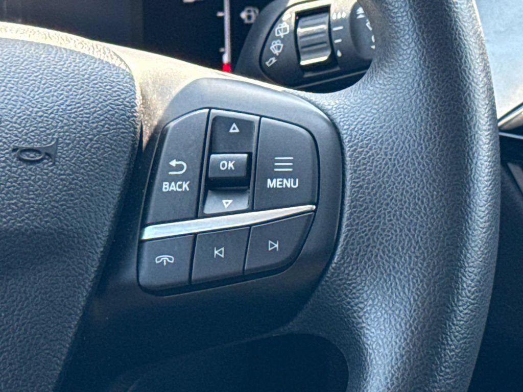 Certified 2025 Ford Escape Active FWD image 18