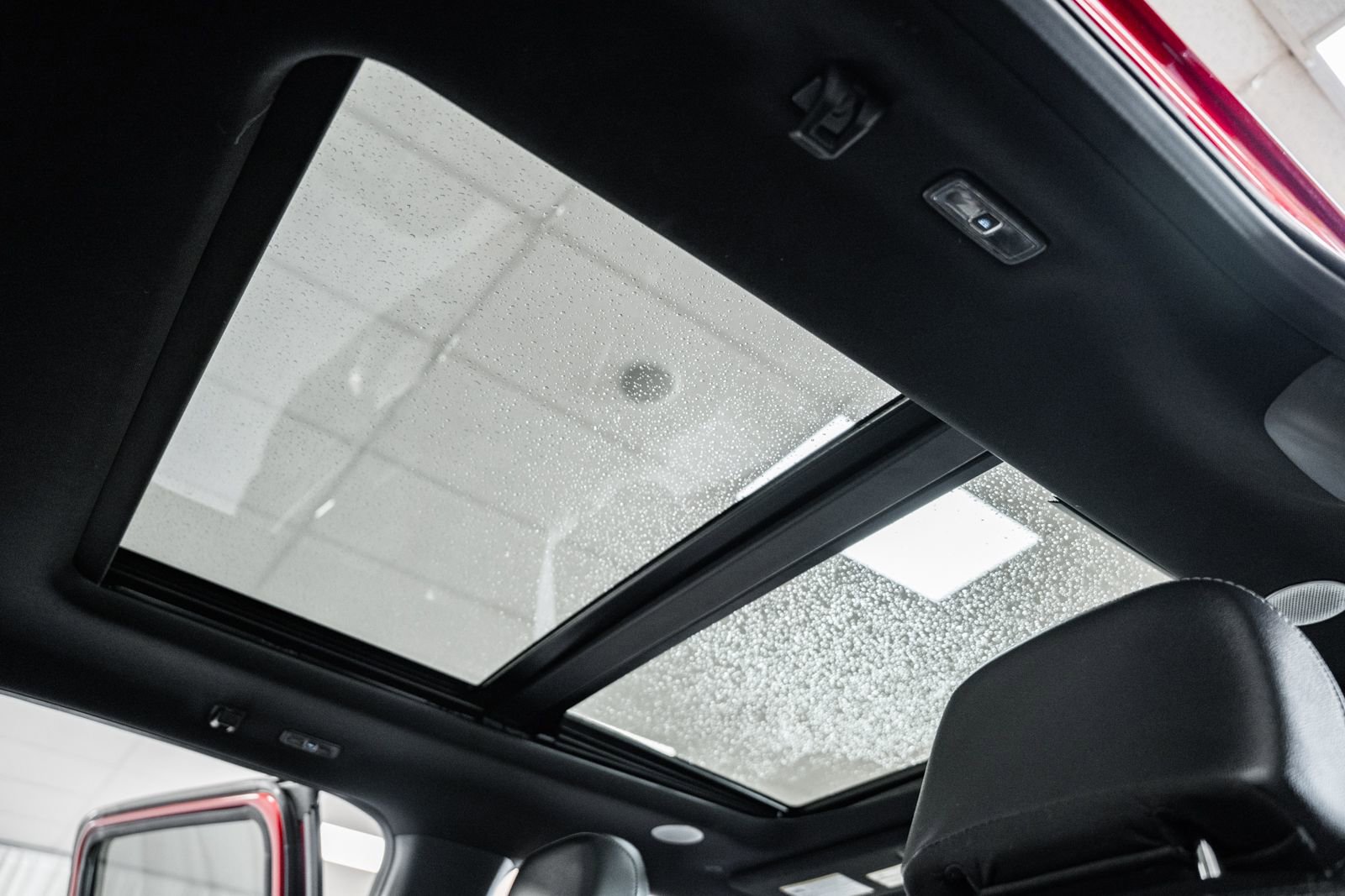 Certified 2022 Ford F150 Lariat w/ Equipment Group 502A High image 38