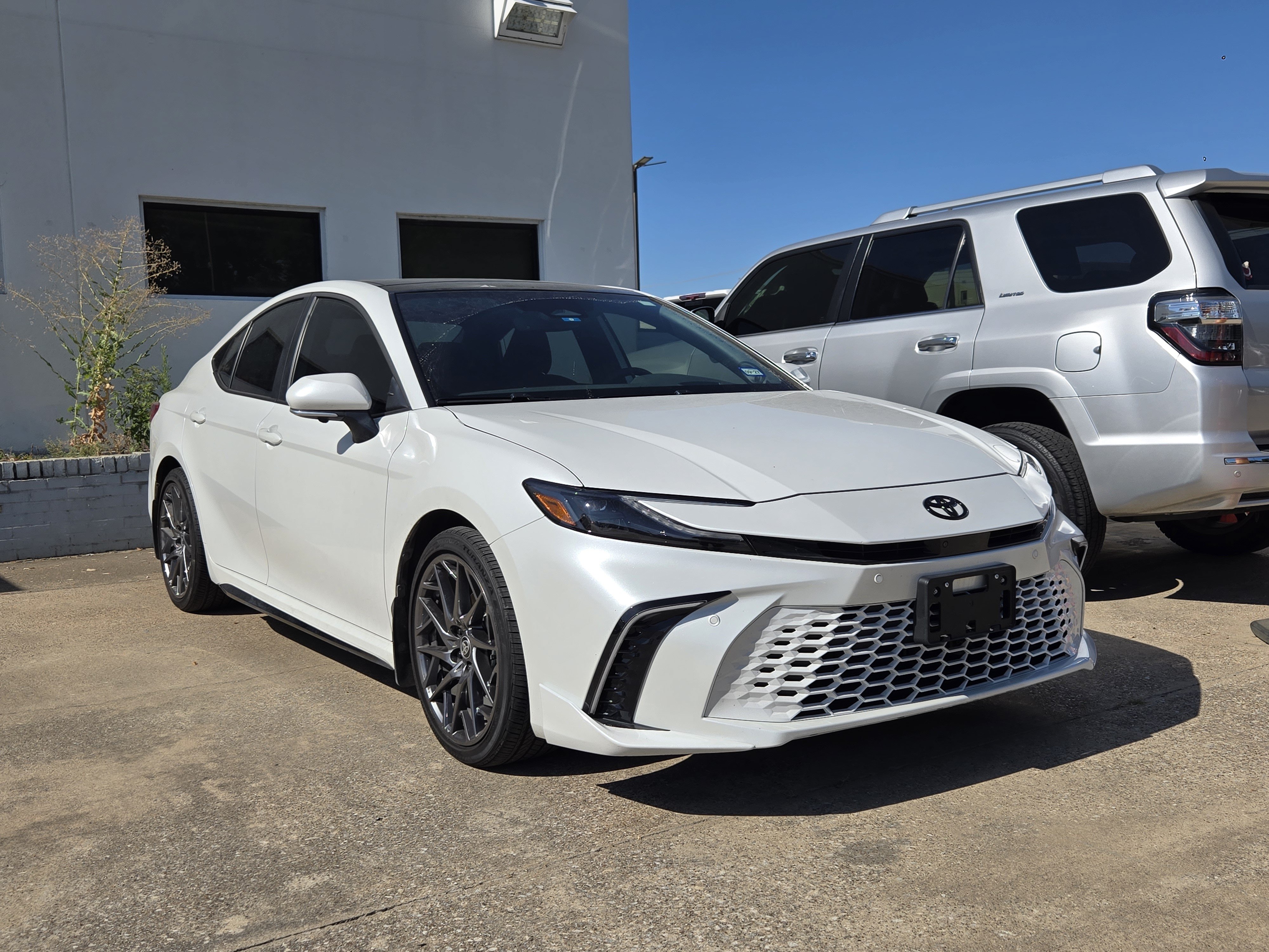 Used 2026 Toyota Camry XSE w/ Premium Plus Package FWD image 1