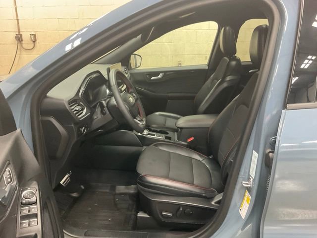 Certified 2023 Ford Escape ST-Line w/ Tech Pack #1 image 11
