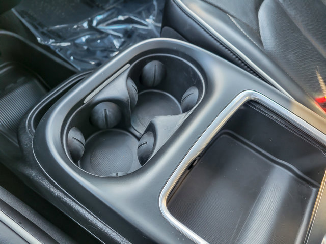 Used 2020 Chrysler Pacifica Limited image 17