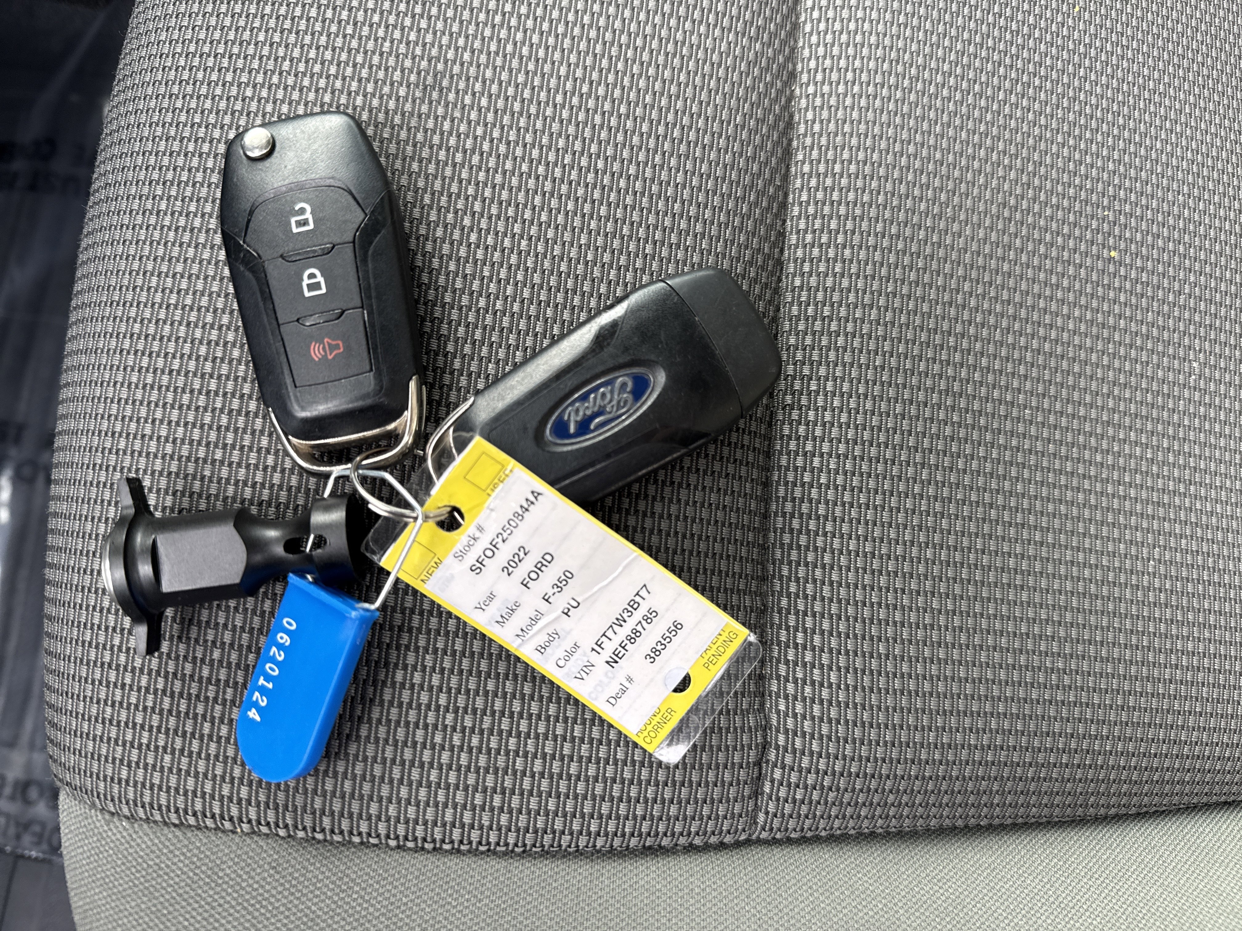 Certified 2022 Ford F350 XL w/ Power Equipment Group image 31