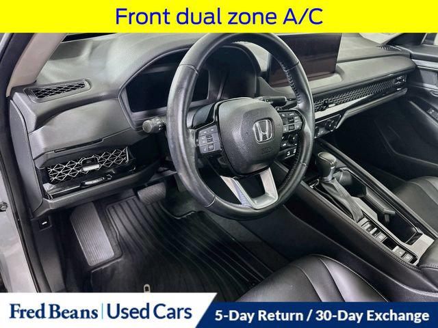 Used 2023 Honda Accord Touring image 11