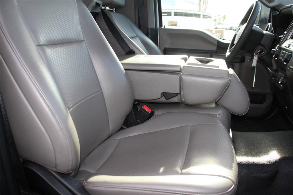 Certified 2020 Ford F450 XL w/ Power Equipment Group image 30