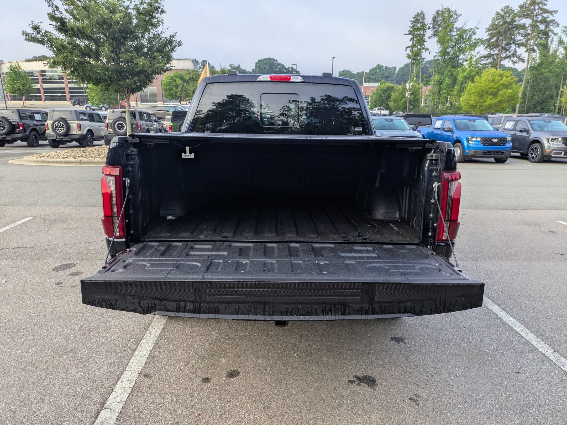 Certified 2025 Ford F150 Lariat w/ Equipment Group 502A High AWD/4WD image 36