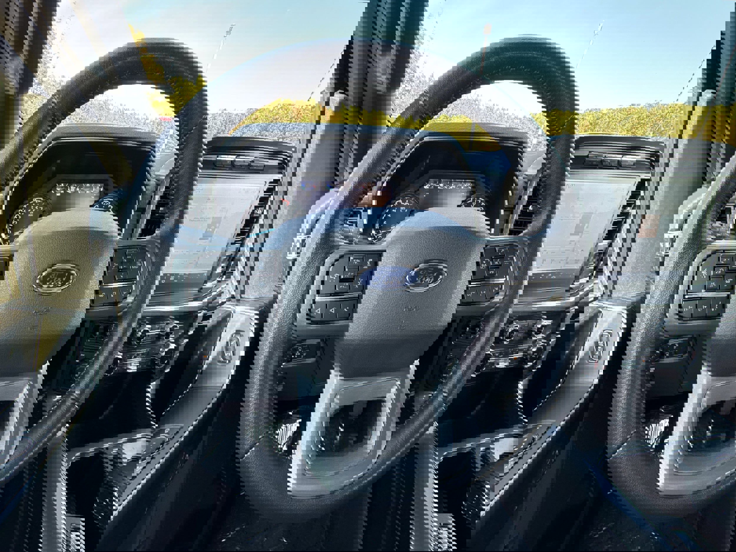 Certified 2022 Ford F150 XLT w/ Equipment Group 302A High image 19